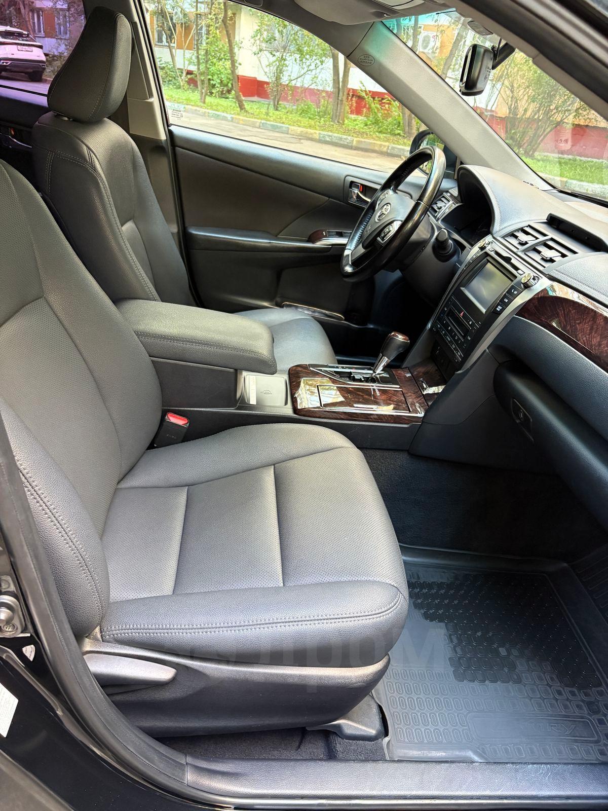 Toyota Camry, 2014 год в Москве - фото 4