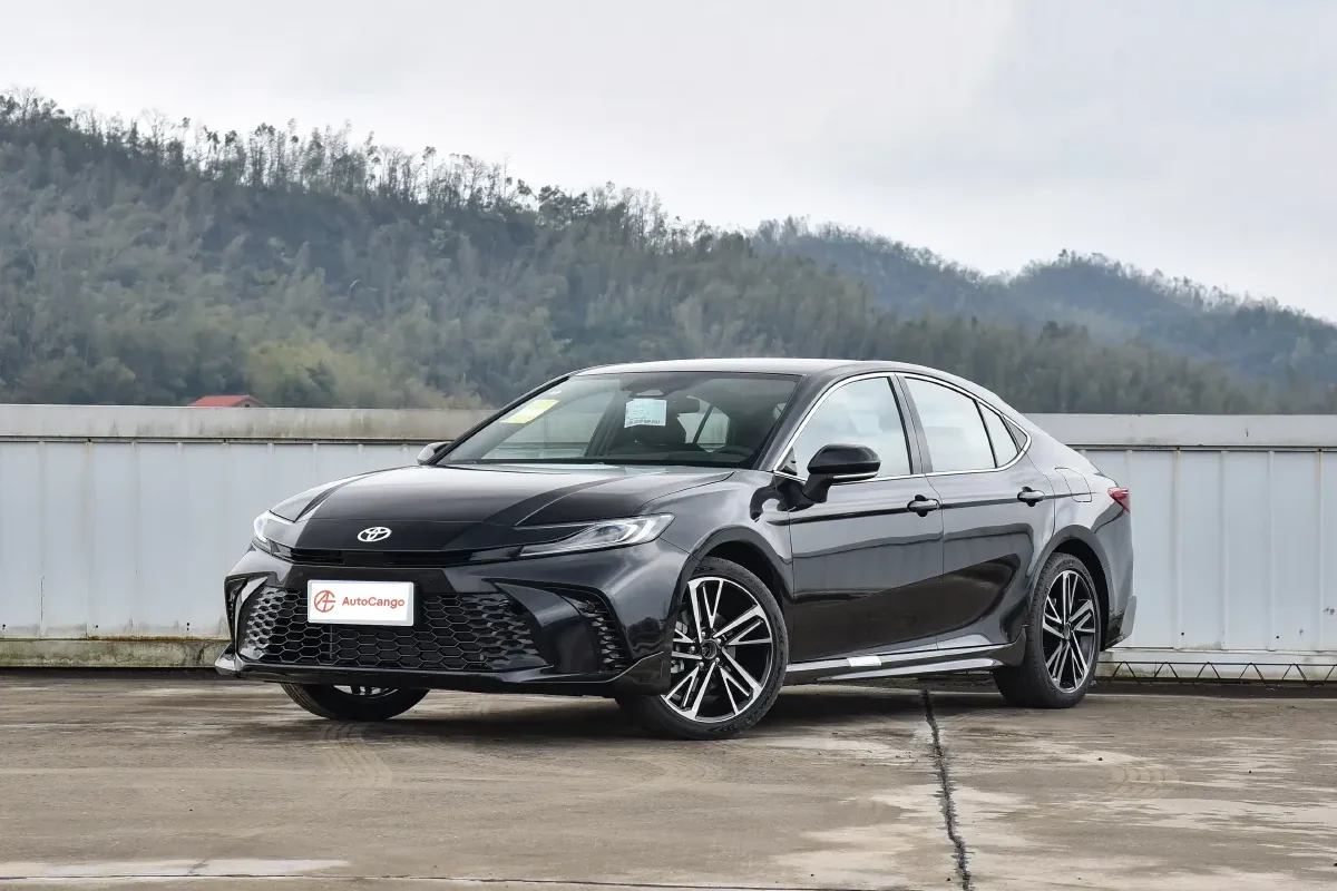 Toyota Camry 2021, 2.5 AT